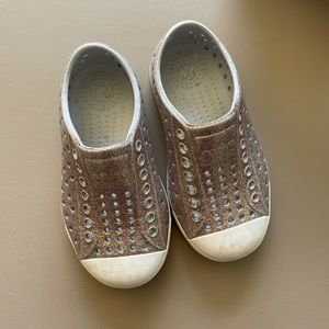 Native glitter shoes